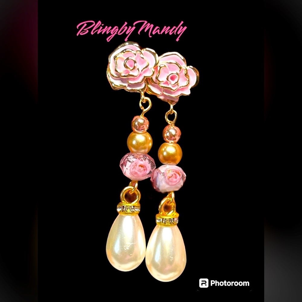 💖OMG EARRING-stunning pink and pearl with gorgeous accents
